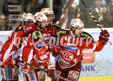 EBEL. Eishockey Bundesliga. KAC gegen EC Red Bull Salzburg. Torjubel PIRMANN Markus, HUNDERTPFUND Thomas, SCHELLANDER Paul, REICHEL Johannes (KAC). Klagenfurt, am 1.3.2012.
Foto: Kuess

---
pressefotos, pressefotografie, kuess, qs, qspictures, sport, bild, bilder, bilddatenbank