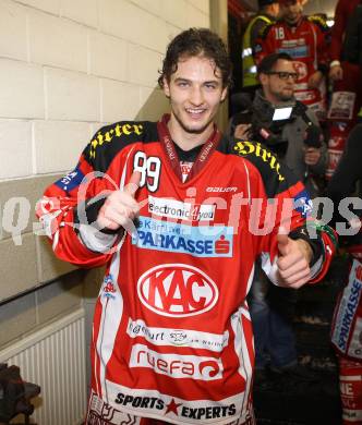 EBEL. Eishockey Bundesliga. KAC gegen EC Red Bull Salzburg. HERBURGER Raphael (KAC). Klagenfurt, am 1.3.2012.
Foto: Kuess

---
pressefotos, pressefotografie, kuess, qs, qspictures, sport, bild, bilder, bilddatenbank