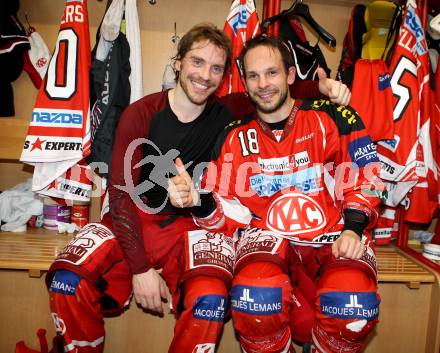 EBEL. Eishockey Bundesliga. KAC gegen EC Red Bull Salzburg. KOCH Thomas, KALT Dieter  (KAC). Klagenfurt, am 1.3.2012.
Foto: Kuess

---
pressefotos, pressefotografie, kuess, qs, qspictures, sport, bild, bilder, bilddatenbank