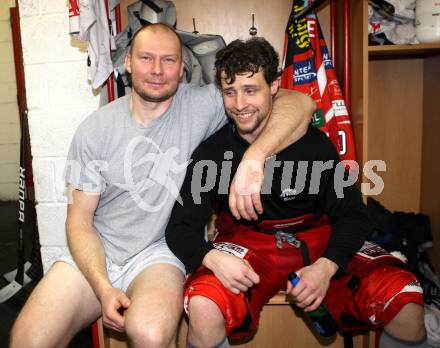 EBEL. Eishockey Bundesliga. KAC gegen EC Red Bull Salzburg. Mike Siklenka, REICHEL Johannes (KAC). Klagenfurt, am 1.3.2012.
Foto: Kuess

---
pressefotos, pressefotografie, kuess, qs, qspictures, sport, bild, bilder, bilddatenbank