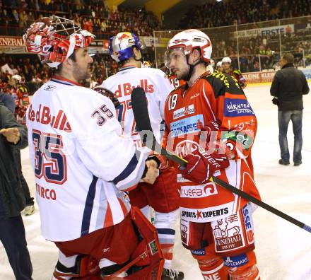 EBEL. Eishockey Bundesliga. KAC gegen EC Red Bull Salzburg. KOCH Thomas (KAC), TURCO Marty (Salzburg). Klagenfurt, am 1.3.2012.
Foto: Kuess

---
pressefotos, pressefotografie, kuess, qs, qspictures, sport, bild, bilder, bilddatenbank