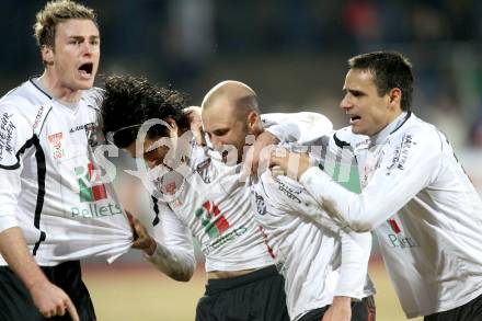 Fussball. Erste Liga.  WAC/St. Andrae gegen BW Linz. Torjubel Stephan Stueckler, Jacobo, Michael Sollbauer, Nenad Jovanovic (WAC). Wolfsberg, 2.3.2012. 
Foto: Kuess

---
pressefotos, pressefotografie, kuess, qs, qspictures, sport, bild, bilder, bilddatenbank