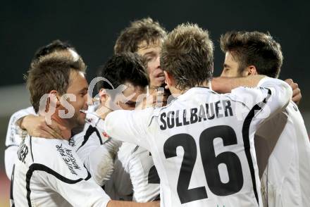 Fussball. Erste Liga.  WAC/St. Andrae gegen BW Linz. Torjubel WAC. Wolfsberg, 2.3.2012. 
Foto: Kuess

---
pressefotos, pressefotografie, kuess, qs, qspictures, sport, bild, bilder, bilddatenbank