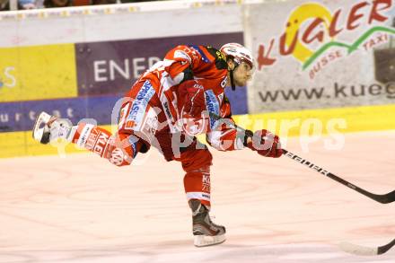 EBEL. Eishockey Bundesliga. KAC gegen EC Red Bull Salzburg. Raphael Herburger (KAC). Klagenfurt, am 1.3.2012.
Foto: Kuess

---
pressefotos, pressefotografie, kuess, qs, qspictures, sport, bild, bilder, bilddatenbank