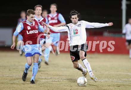 Fussball. Erste Liga.  WAC/St. Andrae gegen BW Linz. Jacobo,  (WAC), Philipp HUspek (Linz). Wolfsberg, 2.3.2012. 
Foto: Kuess

---
pressefotos, pressefotografie, kuess, qs, qspictures, sport, bild, bilder, bilddatenbank