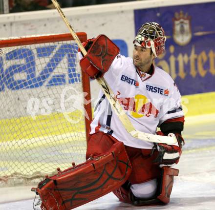 EBEL. Eishockey Bundesliga. KAC gegen EC Red Bull Salzburg. Marty Turco (Salzburg). Klagenfurt, am 1.3.2012.
Foto: Kuess

---
pressefotos, pressefotografie, kuess, qs, qspictures, sport, bild, bilder, bilddatenbank