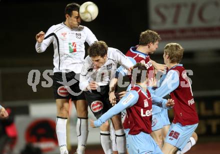 Fussball. Erste Liga.  WAC/St. Andrae gegen BW Linz. Nenad Jovanovic, Christian Falk,  (WAC), Svetozar Nikolov, Ernst Koll, Simon Piesinger (Linz). Wolfsberg, 2.3.2012. 
Foto: Kuess

---
pressefotos, pressefotografie, kuess, qs, qspictures, sport, bild, bilder, bilddatenbank