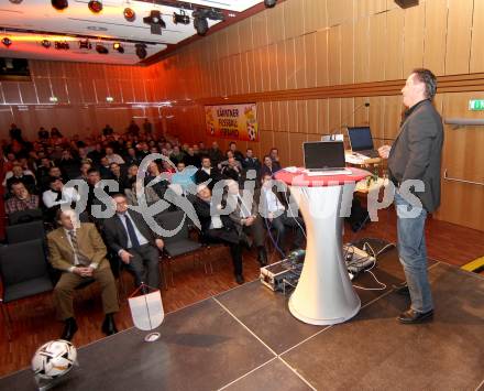 Kaerntner Fussballverband. Trainer Fortbildung. Werner Gregoroitsch. Velden, 28.1.2011.
Foto: kuess
---
pressefotos, pressefotografie, kuess, qs, qspictures, sport, bild, bilder, bilddatenbank