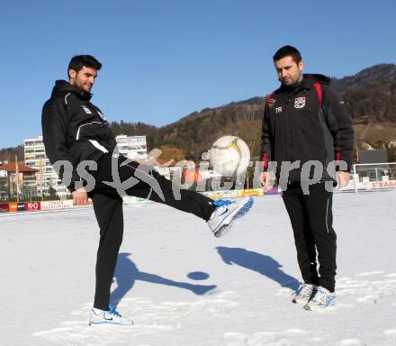 Fussball. WAC/St. Andrae. Nenad Bjelica, Jose Antonio Solano. Wolfsberg, 26.1.2011.
Foto: Kuess
---
pressefotos, pressefotografie, kuess, qs, qspictures, sport, bild, bilder, bilddatenbank