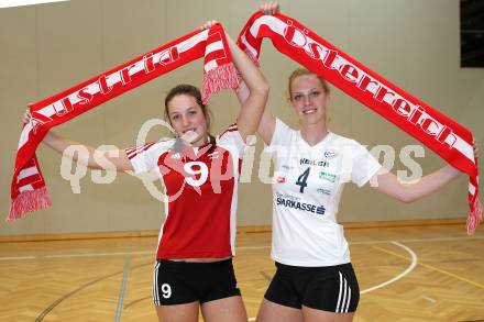 Volleyball Bundesliga. Anna Bajde, Sabrina Mueller (ATSC Wildcats). Klagenfurt, am 15.11.2011.
Foto: Kuess
---
pressefotos, pressefotografie, kuess, qs, qspictures, sport, bild, bilder, bilddatenbank