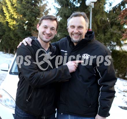 EBEL. Eishockey Bundesliga. Neuzugang Andrei Zyuzin, Christian Mahkovec (KAC). Klagenfurt, am 25.1.2012.
Foto: Kuess
---
pressefotos, pressefotografie, kuess, qs, qspictures, sport, bild, bilder, bilddatenbank