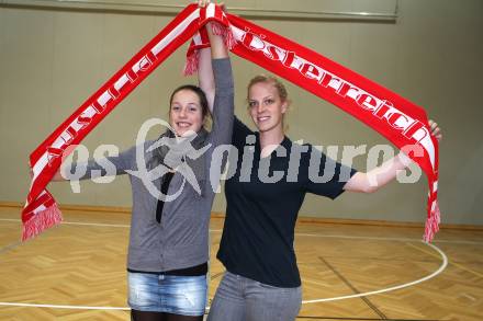 Volleyball Bundesliga. Anna Bajde, Sabrina Mueller (ATSC Wildcats). Klagenfurt, am 15.11.2011.
Foto: Kuess
---
pressefotos, pressefotografie, kuess, qs, qspictures, sport, bild, bilder, bilddatenbank