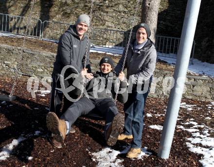 Eishockey. KAC. Herburger Raphael, Manuel und Stephan Geier. Klagenfurt, 22.2.2012.
Foto: kuess
---
pressefotos, pressefotografie, kuess, qs, qspictures, sport, bild, bilder, bilddatenbank