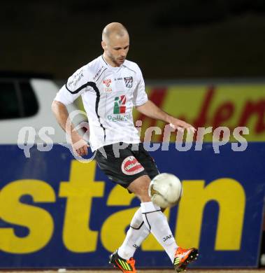 Fussball. Erste Liga.  WAC/St. Andrae gegen BW Linz. Stephan Stueckler (WAC). Wolfsberg, 2.3.2012. 
Foto: Kuess

---
pressefotos, pressefotografie, kuess, qs, qspictures, sport, bild, bilder, bilddatenbank