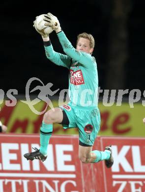 Fussball. Erste Liga.  WAC/St. Andrae gegen BW Linz. Christian Dobnik (WAC). Wolfsberg, 2.3.2012. 
Foto: Kuess

---
pressefotos, pressefotografie, kuess, qs, qspictures, sport, bild, bilder, bilddatenbank