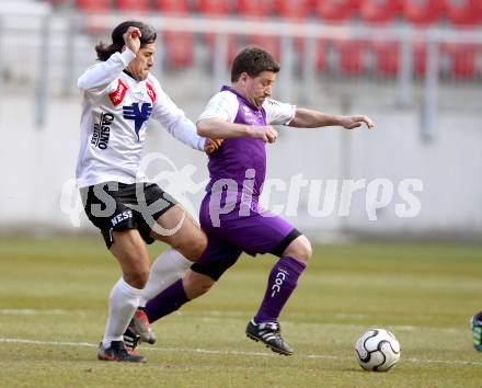 Fussball Testspiel. Sk Austria Klagenfurt gegen Spittal/Drau. Christian Sablatnig,  (Klagenfurt), Carlos Chaile (Spittal). Klagenfurt, am 2.3.2012.
Foto: Kuess

---
pressefotos, pressefotografie, kuess, qs, qspictures, sport, bild, bilder, bilddatenbank