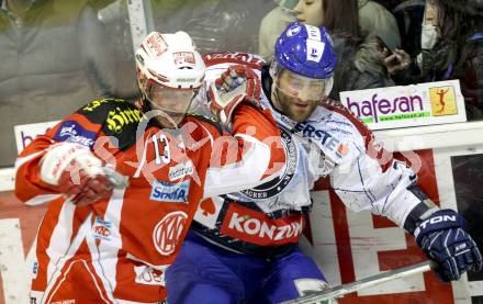 EBEL. Eishockey Bundesliga. KAC gegen KHL Medvescak Zagreb. Johannes Kirisits, (KAC), Matt Sidall  (Zagreb). Klagenfurt, am 8.3.2012.
Foto: Kuess

---
pressefotos, pressefotografie, kuess, qs, qspictures, sport, bild, bilder, bilddatenbank