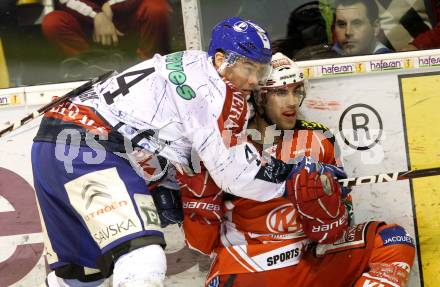 EBEL. Eishockey Bundesliga. KAC gegen KHL Medvescak Zagreb. Martin Schumnig,  (KAC), Geoff Waugh (Zagreb). Klagenfurt, am 8.3.2012.
Foto: Kuess

---
pressefotos, pressefotografie, kuess, qs, qspictures, sport, bild, bilder, bilddatenbank