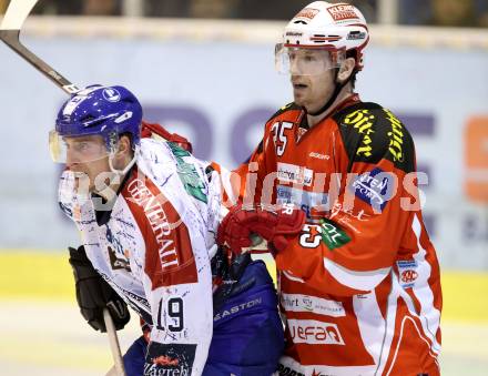 EBEL. Eishockey Bundesliga. KAC gegen KHL Medvescak Zagreb. Kirk Furey,  (KAC), Ryan Kinasewich (Zagreb). Klagenfurt, am 8.3.2012.
Foto: Kuess

---
pressefotos, pressefotografie, kuess, qs, qspictures, sport, bild, bilder, bilddatenbank