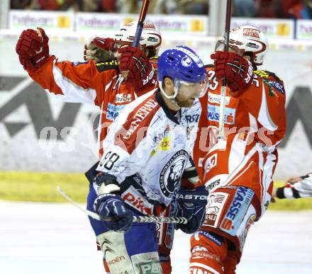 EBEL. Eishockey Bundesliga. KAC gegen KHL Medvescak Zagreb. Torjubel Dieter kalt, Kirk Furey (KAC). Klagenfurt, am 8.3.2012.
Foto: Kuess

---
pressefotos, pressefotografie, kuess, qs, qspictures, sport, bild, bilder, bilddatenbank