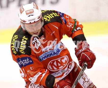 EBEL. Eishockey Bundesliga. KAC gegen KHL Medvescak Zagreb. Mike Siklenka (KAC). Klagenfurt, am 8.3.2012.
Foto: Kuess

---
pressefotos, pressefotografie, kuess, qs, qspictures, sport, bild, bilder, bilddatenbank