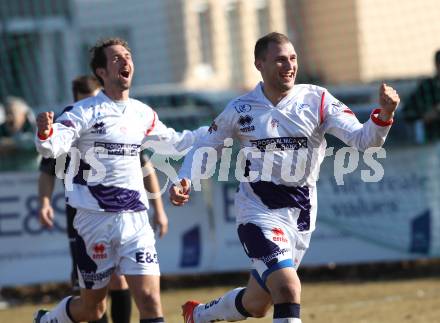 Fussball Regionalliga. SAK gegen St. Florian. Torjubel Christian Dlopst,  Marjan Kropiunik (SAK). Klagenfurt, am 10.3.2012.
Foto: Kuess
---
pressefotos, pressefotografie, kuess, qs, qspictures, sport, bild, bilder, bilddatenbank