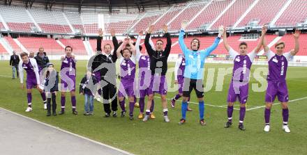 Fussball. Regionalliga.  SK Austria Klagenfurt gegen Pasching. Jubel Austria. Klagenfurt, 11.3.2012. 
Foto: Kuess

---
pressefotos, pressefotografie, kuess, qs, qspictures, sport, bild, bilder, bilddatenbank