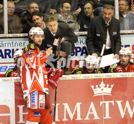 EBEL. Eishockey Bundesliga. KAC gegen KHL Medvescak Zagreb. Christoph Brandner, Trainer Christian Weber, Co-Trainer Gerald Ressmann (KAC), (Zagreb). Klagenfurt, am 13.3.2012.
Foto: Kuess

---
pressefotos, pressefotografie, kuess, qs, qspictures, sport, bild, bilder, bilddatenbank