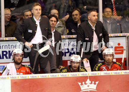 EBEL. Eishockey Bundesliga. KAC gegen KHL Medvescak Zagreb. Trainer Christian Weber, Co-Trainer Gerald Ressmann (KAC), (Zagreb). Klagenfurt, am 13.3.2012.
Foto: Kuess

---
pressefotos, pressefotografie, kuess, qs, qspictures, sport, bild, bilder, bilddatenbank