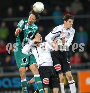 Fussball. Erste Liga. WAC/St. Andrae gegen SC Austria Lustenau. Dario Baldauf, Christian Falk (WAC), Peter Poellhuber (Lustenau). Wolfsberg, 16.3.2012. 
Foto: Kuess
---
pressefotos, pressefotografie, kuess, qs, qspictures, sport, bild, bilder, bilddatenbank