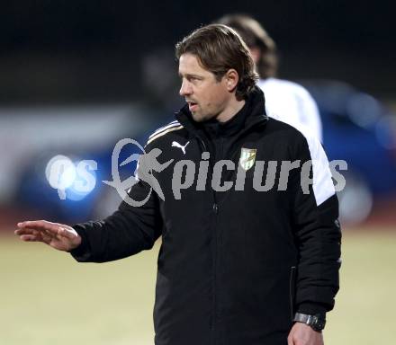 Fussball. Erste Liga.  WAC/St. Andrae gegen SC Austria Lustenau. Trainer Helgo Kolvidsson (Lustenau). Wolfsberg, 16.3.2012. 
Foto: Kuess

---
pressefotos, pressefotografie, kuess, qs, qspictures, sport, bild, bilder, bilddatenbank