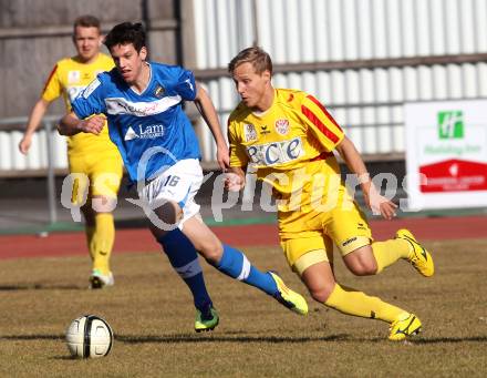 Fussball Regionalliga. VSV gegen KSV Kapfenberg Amateure. Andreas Dlopst (VSV), Michael Tieber (KSV). Villach, am 17.3.2012.
Foto: Kuess
---
pressefotos, pressefotografie, kuess, qs, qspictures, sport, bild, bilder, bilddatenbank