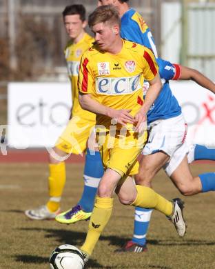 Fussball Regionalliga. VSV gegen KSV Kapfenberg Amateure. Lukas Stadler (KSV). Villach, am 17.3.2012.
Foto: Kuess
---
pressefotos, pressefotografie, kuess, qs, qspictures, sport, bild, bilder, bilddatenbank