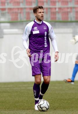 Fussball. Regionalliga.  SK Austria Klagenfurt gegen Pasching. Boris Huettenbrenner (Klagenfurt). Klagenfurt, 11.3.2012. 
Foto: Kuess

---
pressefotos, pressefotografie, kuess, qs, qspictures, sport, bild, bilder, bilddatenbank