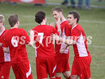 Fussball Regionalliga. SAK gegen Leoben. Torjubel Leoben. Klagenfurt, 24.3.2012.
Foto: Kuess
---
pressefotos, pressefotografie, kuess, qs, qspictures, sport, bild, bilder, bilddatenbank