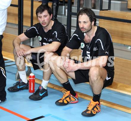 Handball Bundesliga. HC Kelag Kaernten gegen SC Ferlach. Enttaeuscht Josip Pecina, Branko Bedekovic (HCK). Viktring, am 24.3.2012.
Foto: Kuess
---
pressefotos, pressefotografie, kuess, qs, qspictures, sport, bild, bilder, bilddatenbank