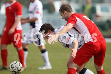 Fussball Regionalliga. SAK gegen Leoben. Darjan Aleksic,  (SAK), Diego Rottensteiner  (Leoben). Klagenfurt, 24.3.2012.
Foto: Kuess
---
pressefotos, pressefotografie, kuess, qs, qspictures, sport, bild, bilder, bilddatenbank