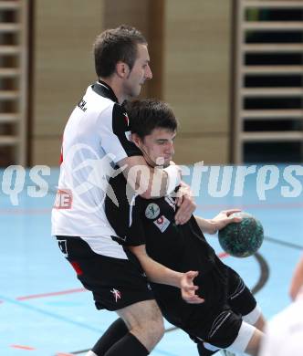 Handball Bundesliga. HC Kelag Kaernten gegen SC Ferlach. Thomas Wulz (HCK), Izudin Mujanovic (SCF). Viktring, am 24.3.2012.
Foto: Kuess
---
pressefotos, pressefotografie, kuess, qs, qspictures, sport, bild, bilder, bilddatenbank