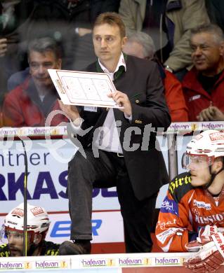 EBEL. Eishockey Bundesliga. KAC gegen EHC LIWEST Black Wings Linz. Trainer Christian Weber (KAC). Klagenfurt, am 25.3.2012.
Foto: Kuess

---
pressefotos, pressefotografie, kuess, qs, qspictures, sport, bild, bilder, bilddatenbank