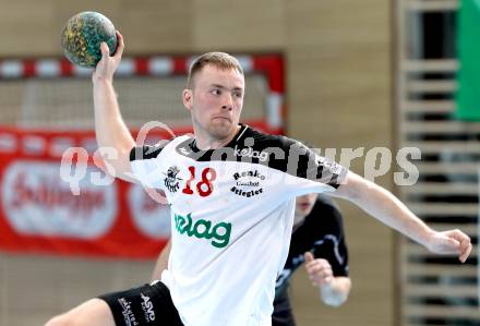 Handball Bundesliga. HC Kelag Kaernten gegen SC Ferlach.  Sanel Merdanovic (SCF). Viktring, am 24.3.2012.
Foto: Kuess
---
pressefotos, pressefotografie, kuess, qs, qspictures, sport, bild, bilder, bilddatenbank