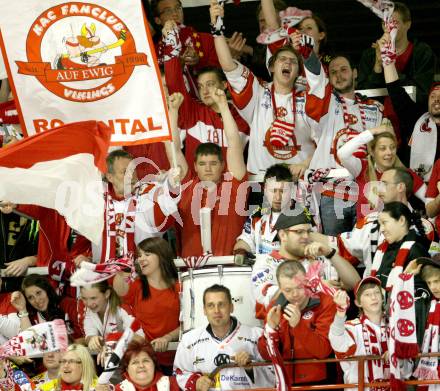 EBEL. Eishockey Bundesliga. KAC gegen EHC LIWEST Black Wings Linz. Fans. Klagenfurt, am 25.3.2012.
Foto: Kuess

---
pressefotos, pressefotografie, kuess, qs, qspictures, sport, bild, bilder, bilddatenbank