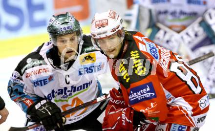EBEL. Eishockey Bundesliga. KAC gegen EHC LIWEST Black Wings Linz. Raphael Herburger, (KAC), Philipp Lukas  (Linz). Klagenfurt, am 25.3.2012.
Foto: Kuess

---
pressefotos, pressefotografie, kuess, qs, qspictures, sport, bild, bilder, bilddatenbank