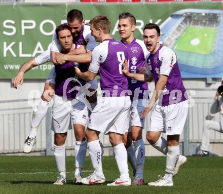 Fussball Regionalliga. SK Austria Klagenfurt gegen GAK. Torjubel (Austira Klagenfurt). Klagenfurt, 25.3.2012
Foto: Kuess

---
pressefotos, pressefotografie, kuess, qs, qspictures, sport, bild, bilder, bilddatenbank