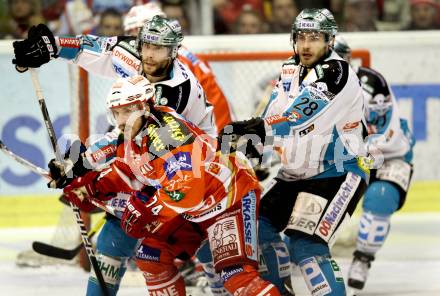 EBEL. Eishockey Bundesliga. KAC gegen EHC LIWEST Black Wings Linz. Dieter Kalt,  (KAC), Adrian Veideman, Mike Ouellette (Linz). Klagenfurt, am 25.3.2012.
Foto: Kuess

---
pressefotos, pressefotografie, kuess, qs, qspictures, sport, bild, bilder, bilddatenbank