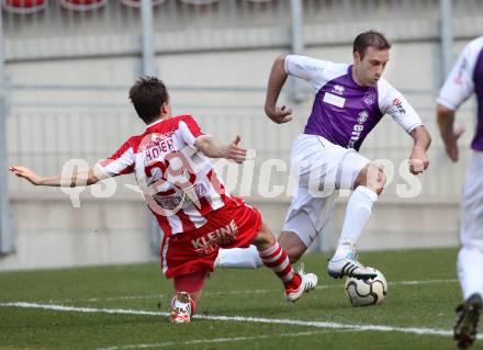 Fussball Regionalliga. SK Austria Klagenfurt gegen GAK. Marco Reich,  (Austira Klagenfurt), Michael Hofer (GAK). Klagenfurt, 25.3.2012
Foto: Kuess

---
pressefotos, pressefotografie, kuess, qs, qspictures, sport, bild, bilder, bilddatenbank