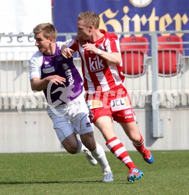 Fussball Regionalliga. SK Austria Klagenfurt gegen GAK. Peter Pucker,  (Austira Klagenfurt), Patrick Durlacher (GAK). Klagenfurt, 25.3.2012
Foto: Kuess

---
pressefotos, pressefotografie, kuess, qs, qspictures, sport, bild, bilder, bilddatenbank