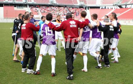 Fussball Regionalliga. SK Austria Klagenfurt gegen GAK. Jubel Austria. Klagenfurt, 25.3.2012
Foto: Kuess

---
pressefotos, pressefotografie, kuess, qs, qspictures, sport, bild, bilder, bilddatenbank