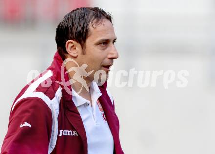 Fussball Regionalliga. SK Austria Klagenfurt gegen GAK. Trainer Ales Ceh (GAK). Klagenfurt, 25.3.2012
Foto: Kuess

---
pressefotos, pressefotografie, kuess, qs, qspictures, sport, bild, bilder, bilddatenbank