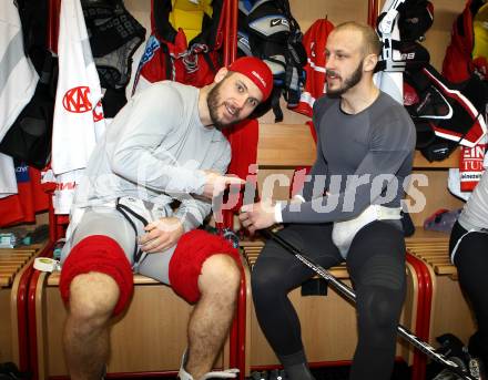 EBEL. Eishockey Bundesliga. Joseph Joey Tenute, Johannes Kirisits (KAC). Klagenfurt, am 24.3.2012.
Foto: Kuess
---
pressefotos, pressefotografie, kuess, qs, qspictures, sport, bild, bilder, bilddatenbank