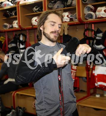 EBEL. Eishockey Bundesliga. Dieter Kalt (KAC). Klagenfurt, am 24.3.2012.
Foto: Kuess
---
pressefotos, pressefotografie, kuess, qs, qspictures, sport, bild, bilder, bilddatenbank